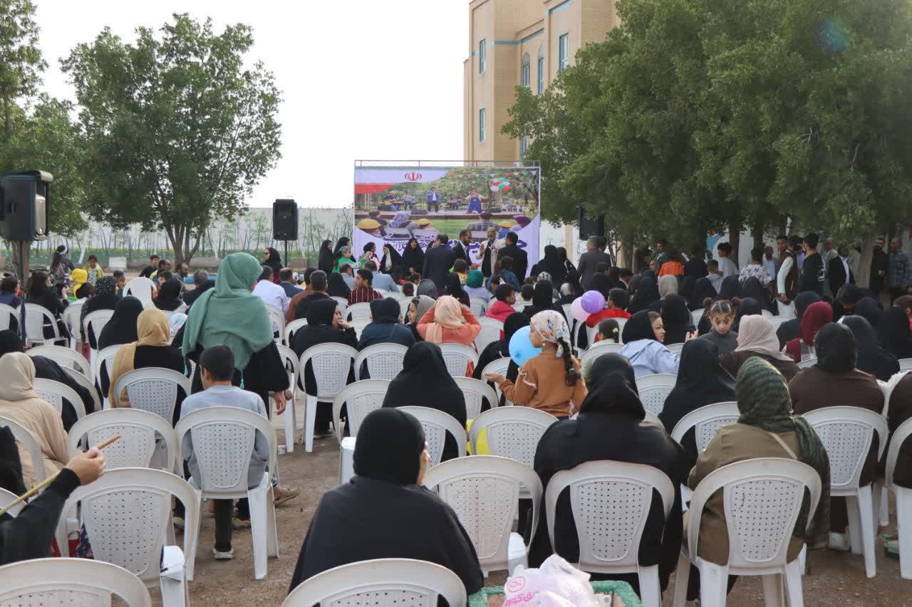 جشن انقلاب با مشارکت شهرداری خرمشهر برگزار شد