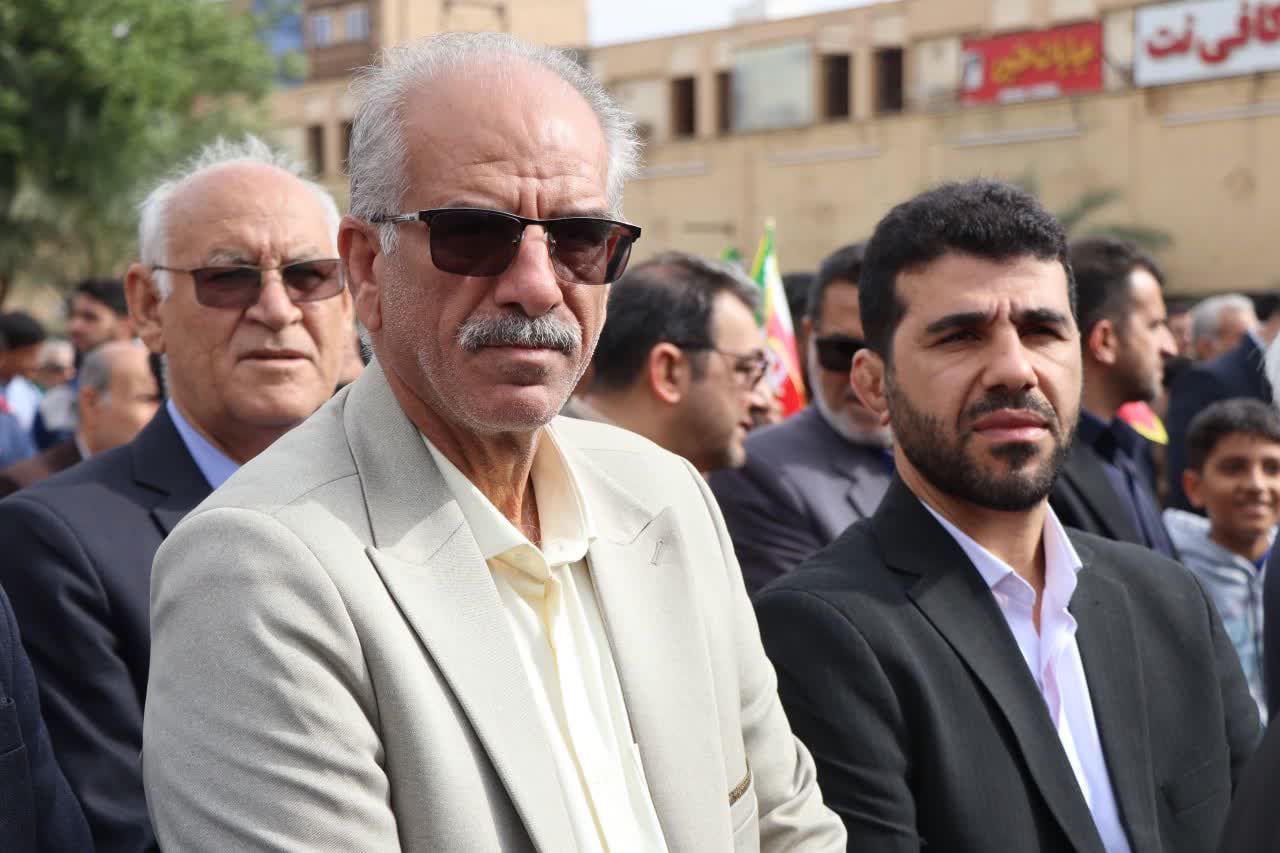 حضور شهردار خرمشهر در راهپیمایی یوم الله ۲۲ بهمن